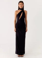 Velvet Vacation Scarf Maxi Dress Black