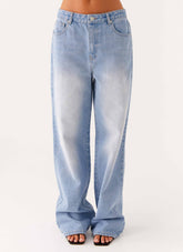 Back Again Straight Leg Denim Jeans Light Wash Blue