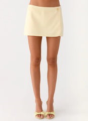 Gowon Low Rise Mini Skort Butter Yellow