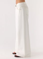 Neo Low Rise Wide Leg Denim Jeans Ivory